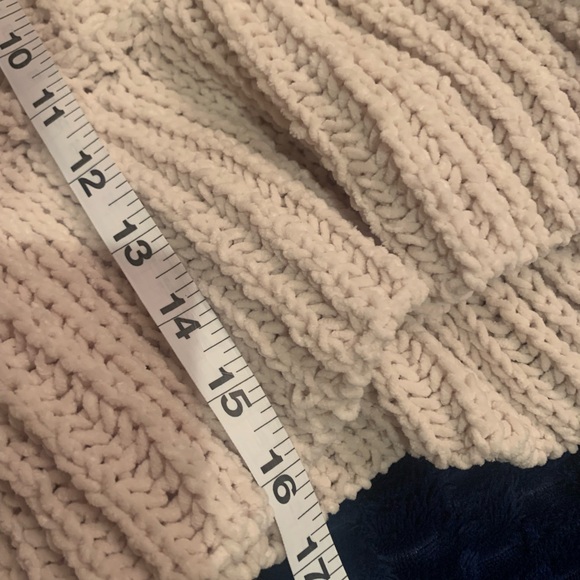 POL- Cozy Knit oversized crop Sweater - Cream - Picture 3 of 5